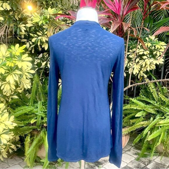 Express Choker Cut Out Mock Neck Top - Picture 4 of 5